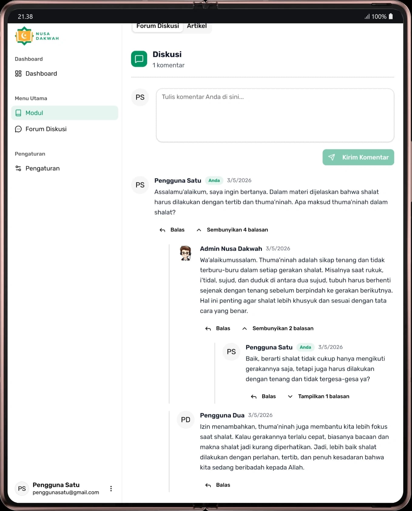 Lesson discussion thread on mobile displaying user comments and nested reply interactions.